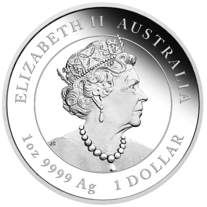 Táto sada obsahuje tri mince z austrálskej lunárnej série III od Perth Mint. Každá minca bola vyrazená z jednej unce striebra - jedna minca je v proof kvalite, jedna farebná a jedna minca s čiastočným pozlátením. Mince sú venované Roku vola. Vôl je po myši druhým zvieraťom v čínskom kalendári zverokruhu. Druhé vydanie 12-ročnej série Lunar III obsahuje obraz Vola medzi bambusovými stonkami. V dizajne sú tiež zahrnuté čínske znaky, nápis „OX 2021“ a tradičná značka mincovne „P“. Voly majú obrovské množstvo pracovnej sily a sú najstaršími zdokumentovanými ťažnými zvieratami, ktoré sa používajú v poľnohospodárstve a iných oblastiach. Tí, ktorí sa narodili v znamení čínskeho vola, sú považovaní za priateľských, inteligentných, čestných a spoľahlivých. Vyznačujú sa vysokou pracovnou morálkou, logickým myslením a vyrovnanosťou. Na zadnej strane je portrét kráľovnej Alžbety II., nominálna hodnota a rýdzosť mince. Limitovaná sada troch mincí je dodávaná v originálnej krabičke od Perth Mint vrátane očíslovaného certifikátu pravosti.