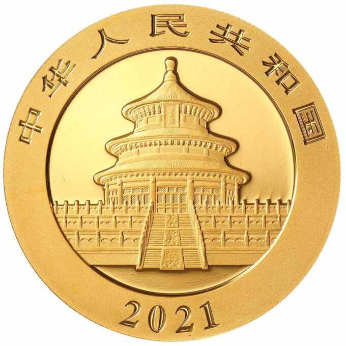 Čínska panda je nepochybne najpopulárnejšou a najlegendárnejšou mincou. Vďaka každoročne sa meniacim motívom sú čínske mince Panda veľmi populárne medzi investormi a zberateľmi. Motív ročníka 2021 ukazuje v popredí pandu veľkú. V pozadí je mladá Panda šplhajúca sa po eukalyptovom strome. Na rube je každoročne identický obraz slávneho Nebeského chrámu v Pekingu. Národný symbol Číny je súčasťou svetového dedičstva UNESCO od roku 1998. Panda veľká, ktorá pochádza z Číny, je považovaná za symbol šťastia a všeobecne znamená harmóniu a trpezlivosť. Zlaté mince Panda z Čínskej ľudovej banky sa dodávajú zapečatené v pôvodnej plastovej fólii.