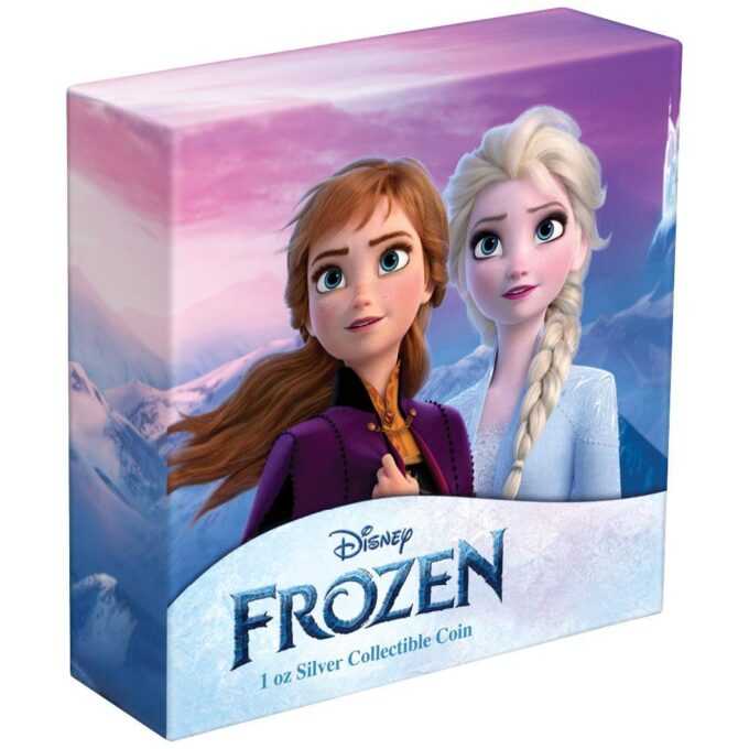 Farebná strieborná minca Disney™ je venovaná animovanému filmu Frozen™. Minca bola vyrazená novozélandskou mincovňou z jednej unce 99,9% rýdzeho striebra v kvalite proof.
Film vyšiel v novembri 2013 a je 53. animovaným filmom štúdia Walt Disney. Farebný motív zobrazuje Elsu v popredí a Svena, Kristoffa, Annu a Olafa v pozadí. Súčasťou návrhu je aj logo „FROZEN“ a hmotnosť a rýdzosť mince. Na zadnej strane je portrét kráľovnej Alžbety II., nominálna hodnota a rok vydania.
"Frozen" je založený na rozprávke "Snehová kráľovná" od Hansa Christiana Andersena. Film rozpráva príbeh princeznej Elsy, ktorá má magické schopnosti vytvárať sneh a ľad.
Elsa, ktorá sa bojí, že by náhodou nezranila svoju malú sestru Annu, uteká zo svojho kráľovstva, aby žila sama v obrovskom paláci z ľadu. Jej sestra Anna, snehuliak Olaf, doručovateľ ľadu Kristoff a jeho sob Sven urobia všetko pre to, aby ukončili izoláciu ľadovej kráľovnej a zachránili kráľovstvo pred ovládnutím temného Hansa a vojvodu z Pitzbuehlu.
Strieborná minca Disney™ Frozen™, limitovaná na 999 kusov na celom svete, sa dodáva v magnetickom akrylovom bloku a originálnom balení Disney™. Súčasťou je aj certifikát pravosti od novozélandskej mincovne.