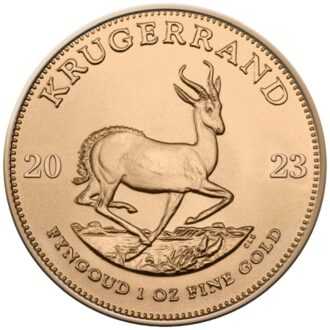 Krugerrand sa považuje nielen za absolútnu klasiku medzi zlatými mincami, ale aj za nadčasový symbol charakteristického dedičstva Južnej Afriky.
Ikonická zlatá minca z Južnej Afriky bola prvýkrát vydaná v roku 1967 a v roku 2017 oslávila svoje 50. výročie. Vydanie 2023 vyrazila juhoafrická mincovňa z unce zlata v UNC kvalite a má priemer 32,60 mm. Rubová strana tradične zobrazuje profil prvého prezidenta Juhoafrickej republiky z rokov 1882-1902 Paula Krugera. Na druhej strane mince je vyobrazená antilopa, zviera, ktoré vytvára veľké stáda na suchých nížinách v južnej Afrike. Je to jedinečný motív rozpoznania každej mince Krugerrand.
Zlaté mince sa dodávajú voľne bez obalu.