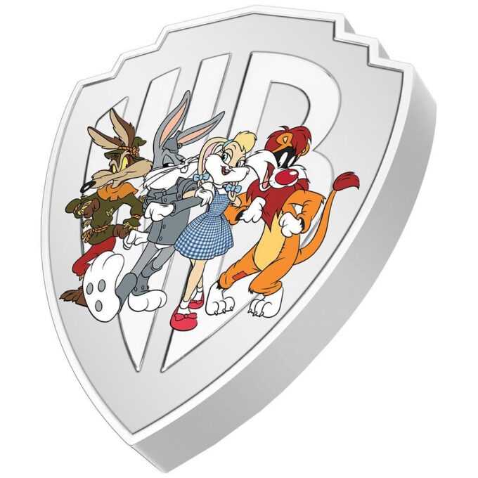 Pri príležitosti 100. výročia Warner Brothers vydáva novozélandská mincovňa novú sériu „Looney Tunes™ Mashups“. Oficiálne licencovaná minca vyrazená z 2 uncí 99,9 % rýdzeho striebra v kvalite proof je prvou emisiou v novej sérii. Tvar mince má pripomínať oficiálne logo Warner Brothers. Na farebnom motíve sú Looney Tunes™ oblečené ako postavy z filmovej klasiky z roku 1939 „The Wizard of Oz“ so svetoznámou skratkou „WB“ pre Warner Brothers v pozadí. Na zadnej strane je vyobrazená verejná pečať Niue, ako aj logo výročia, nominálna hodnota, rok vydania, hmotnosť, rýdzosť a oficiálne autorské práva.
 
Spoločnosť Warner Bros Entertainment Inc, predtým známa ako Warner Brothers alebo Warner Bros., bola od svojho založenia v Hollywoode 4. apríla 1923 jednou z najznámejších amerických filmových a televíznych spoločností na svete. S Al Jolsonom ako „Jazzovým spevákom“ uviedla spoločnosť na obrazovky prvý zvukový film a svoj podnikateľský úspech spečatila ikonickými animovanými filmami Looney Tunes™. Nasledovalo nespočetné množstvo klasických filmov, ako Robin Hood, Casablanca, ako aj Nekonečný príbeh z roku 1984. Medzi novšie úspešné produkcie patria filmové série ako Harry Potter™, Matrix™ a Smrtonosná zbraň™. Limitovaný náklad len 1 923 kusov odkazuje na rok založenia Warner Brothers. Strieborná minca Looney Tunes™ Mashups – Čarodejník z krajiny Oz sa dodáva v originálnej krabičke vrátane očíslovaného certifikátu pravosti.