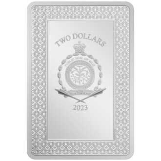 Dvanáste vydanie série Tarotových kariet patrí karte s číslom jedenásť vo Veľkej arkáne – Spravodlivosti.
Obdĺžniková minca bola vyrazená z jednej unce 99,9 % rýdzeho striebra v kvalite proof. Súčasťou dizajnu je aj číslo "XI" a nápis "JUSTICE". Na zadnej strane je verejná pečať Niue, ako aj rok vydania „2023“ a označenie „TWO DOLLARS“.
Karta Spravodlivosť predstavuje samotnú spravodlivosť, pravdu a zákon. Jéj cieľom je naučiť, že všetky činy majú dôsledky a že je dôležité vždy konať láskavo a súcitne.
Limitovaná obdĺžniková strieborná minca Tarot Cards vo farbe je dodávaná v originálnej krabičke novozélandskej mincovne vrátane očíslovaného certifikátu pravosti.