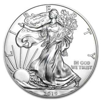 Mince roku 2019 „Americký strieborný orol“ boli vyrazené mincovňou USA z jednej unce rýdzeho striebra. Motív populárneho Strieborného orla bol do roku 2021 každý rok rovnaký. Na zadnej strane je zobrazený americký orol bielohlavý, národný vták Spojených štátov, a 13 hviezd zakladajúcich štátov. Súčasťou návrhu sú aj nápisy „SPOJENÉ ŠTÁTY AMERICKÉ“ a „1OZ. FINE SILVER - JEDEN DOLÁR“. Na líci je zobrazená ikonická „Walking Liberty“ od Aldolpha A. Weinmanna. Investičné mince Silver Eagle 2019 sa dodávajú bez balenia. 
Info: Ak si objednáte 20 mincí, mince sa dodávajú v pôvodnej tube od americkej mincovne.