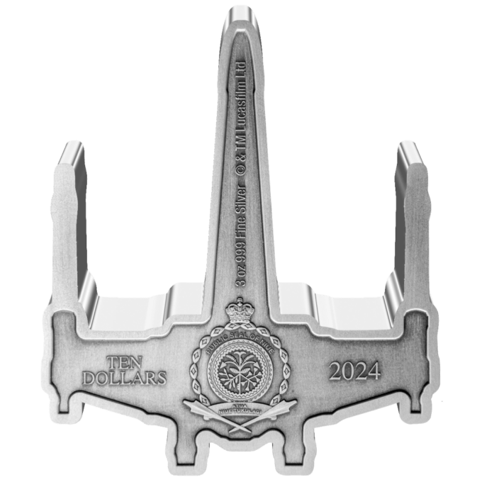 Oficiálne licencovaná strieborná minca replikuje T-65 X-wing Starfighter™, jednu z najznámejších vesmírnych lodí z vesmíru STAR WARS™.
Minca vyrazená novozélandskou mincovňou z troch uncí 99,9 % rýdzeho striebra v antickej povrchovej úprave má tvar ikonickej X-wing Starfighter™. Na zadnej strane je verejná pečať Niue, ako aj rok vydania „2024“ a označenie „TEN DOLLARS“.
T-65 X-wing Starfighter™ je známy svojou všestrannosťou a úlohou v povstaní proti Galaktickej ríši. So svojimi charakteristickými zakrivenými krídlami a silnými zbraňami je X-Wing symbolom odporu a nádeje. Piloti ako Luke Skywalker™ používali tieto rýchle a ľahko manévrovateľné lode, aby smelo vyrazili do boja a bojovali za slobodu galaxie.
Limitovaná strieborná minca v tvare slávnej lode T-65 X-wing Starfighter™ sa dodáva v tematicky zodpovedajúcom origináli. box novozélandskej mincovne vrátane očíslovaného certifikátu pravosti.