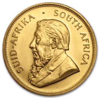 Krugerrand sa považuje nielen za absolútnu klasiku medzi zlatými mincami, ale aj za nadčasový symbol charakteristického dedičstva Južnej Afriky.
Ikonická zlatá minca z Južnej Afriky bola prvýkrát vydaná v roku 1967 a v roku 2017 oslávila svoje 50. výročie.
Rubová strana mince tradične zobrazuje profil prvého prezidenta Juhoafrickej republiky z rokov 1882-1902 Paula Krugera. Na druhej strane mince je vyobrazená antilopa, zviera, ktoré vytvára veľké stáda na suchých nížinách v južnej Afrike. Je to jedinečný motív rozpoznania každej mince Krugerrand.
Zlaté mince sa dodávajú voľne bez obalu.