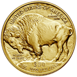 Americká zlatá minca „Buffalo“ 2025 bola vyrazená z jednej unce 99,99 rýdzeho zlata. Na zlatej minci od americkej mincovne je americký bizón prevzatý z pôvodného rubu klasického „nikláku“ Buffalo. V dizajne sú tiež nápisy „SPOJENÉ ŠTÁTY AMERICKÉ“, „1OZ 0,9999 FINE GOLD“ a „50 $“.
Na zadnej strane je z profilu americký indián. Tento portrét, bol prvýkrát uvedený taktiež na „nikláku“ Buffalo z roku 1913, navrhol James Earle Fraser.
Zlatá americká minca „Buffalo“, ktorá bola prvýkrát vydaná v roku 2006, sa rýchlo stala populárnou investičnou ako aj zberateľskou mincou.
Zlatá minca sa dodáva voľne bez obalu.