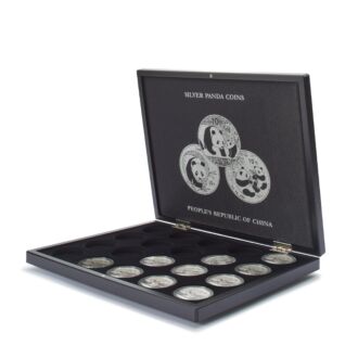Čierna prezentačná etue VOLTERRA UNO de Luxe na 20 mincí Panda 1 Oz v kapsuliach, rozmery 305 x 245 x 30 mm, výrobca Leuchtturm.